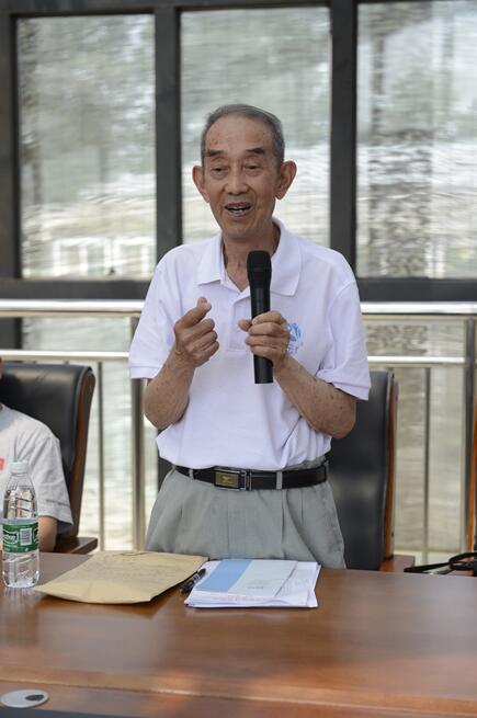 鸵鸟营养价值研讨会在北京京磁养殖场举行