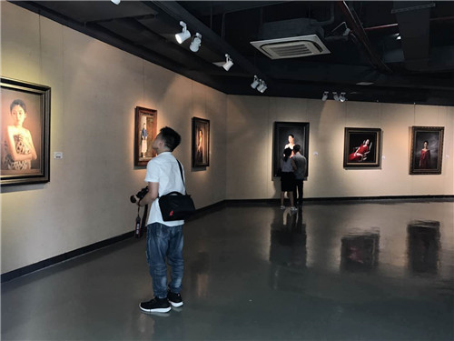 2017八零画派写实油画作品巡展移师深圳