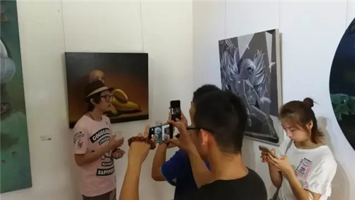姜涵:《嘿!社会》展览回顾 | 宋洋美术2号馆