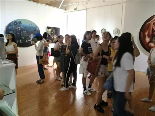 姜涵:《嘿!社会》展览回顾 | 宋洋美术2号馆