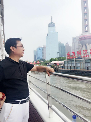 先锋派作家王新印象:率真,有良知,有担当/李广义、王大伟