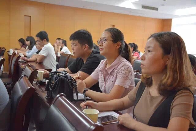 江苏科技大学志愿者下乡宣讲:喜迎十九大,青春三下乡