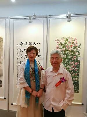 花鸟女画家张珺作品在浙江省级机关喜迎十九大书画展上展出
