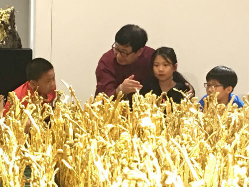 熔古铸新,金秋十月朱炳仁赴新加坡“种”金稻