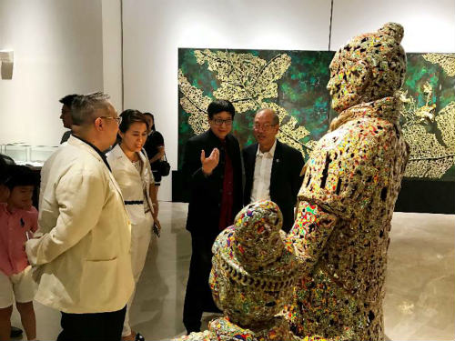 熔古铸新,金秋十月朱炳仁赴新加坡“种”金稻