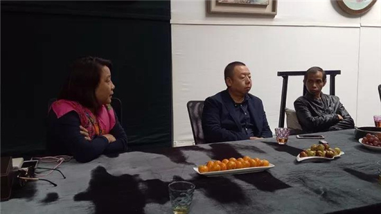 海外华人美术家协会理事会议在东空间如期举行