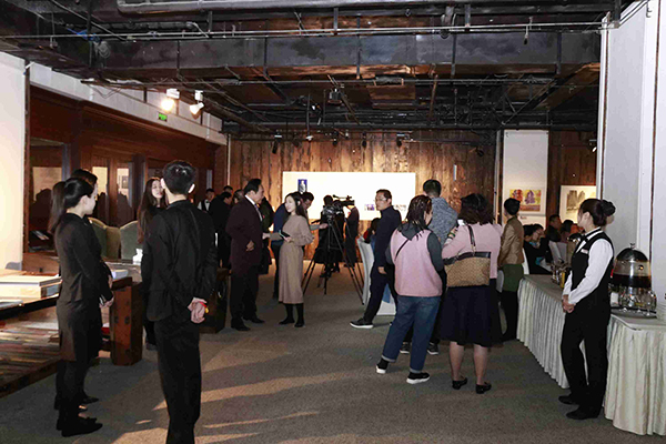 点击查看原始图片 浪漫写实主义先驱—马群雄个展在马奈草地美术馆开幕
