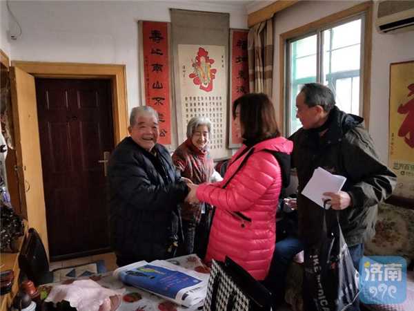 新时代·天桥故事42:李娜,“80后”最美小巷总理