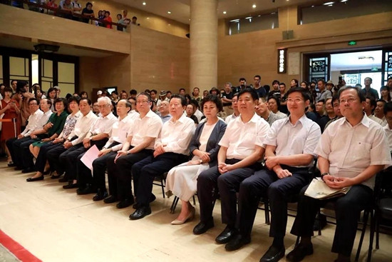 纪念何香凝先生诞辰140周年暨首届“香凝如故”全国美术作品展在京开幕
