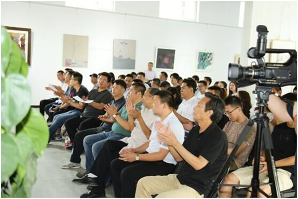 河北美术学院北京校友会成立大会在北京东视圣轩美术馆举行