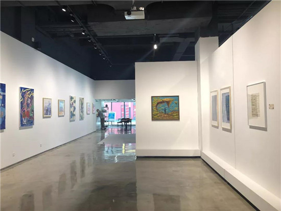 以童为镜,又见初心—艺术导师与孩童联展正在轻艺术空间展出