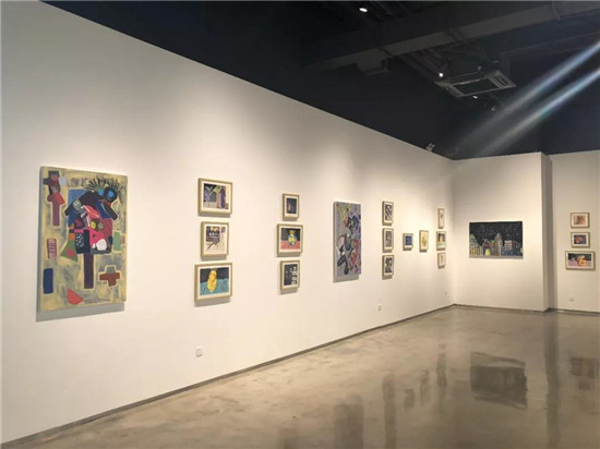以童为镜,又见初心—艺术导师与孩童联展正在轻艺术空间展出