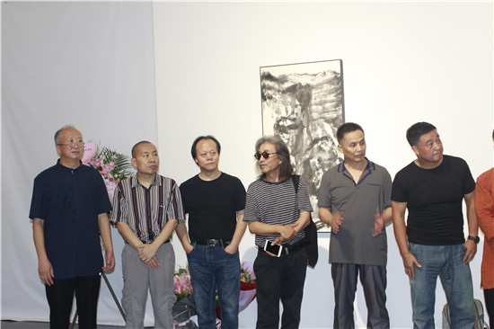 ʦ㿴硱й滭Ⱥչڱ798ʥ֮ռʢĻ