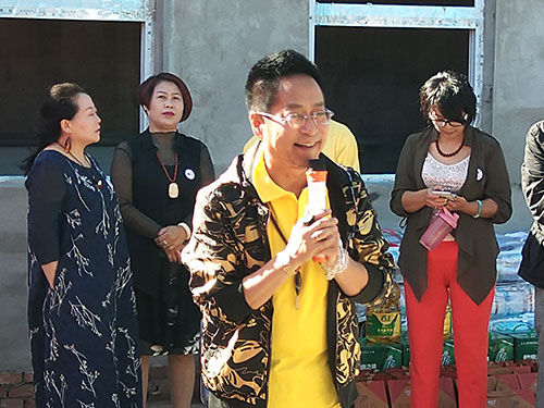 “明星孝行动 让爱回家”2018年中秋节走进福禄寿敬老院爱心慰问