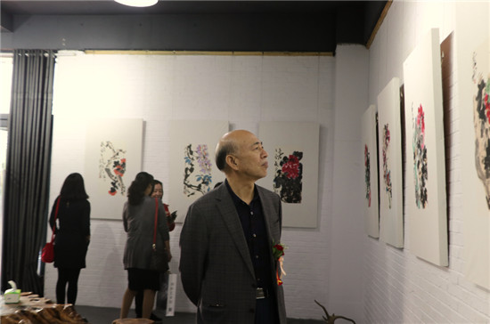 “春华秋实”吴冠南 刘庚花鸟作品展