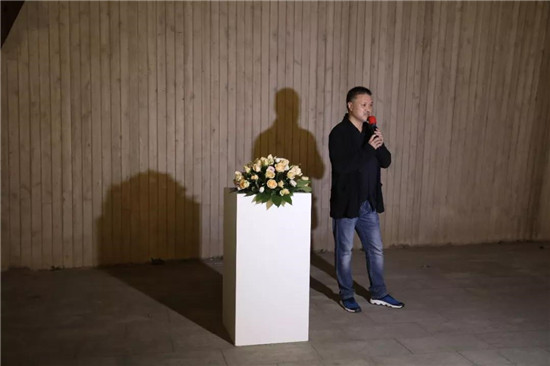 “山海图纪第二回——许英辉绘画艺术展”在树美术馆水池畔灵幻启幕!
