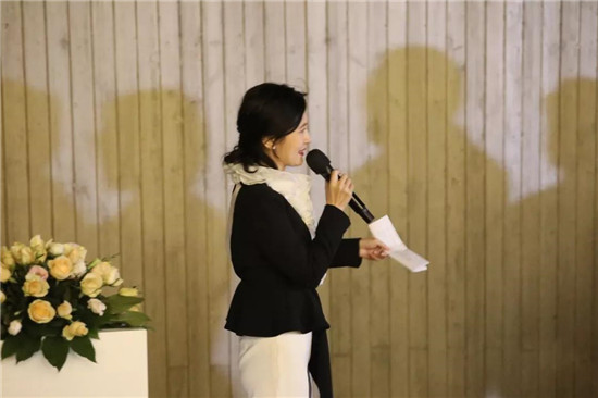 “山海图纪第二回——许英辉绘画艺术展”在树美术馆水池畔灵幻启幕!