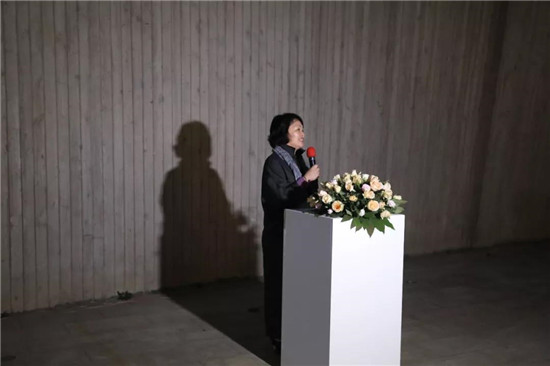 “山海图纪第二回——许英辉绘画艺术展”在树美术馆水池畔灵幻启幕!