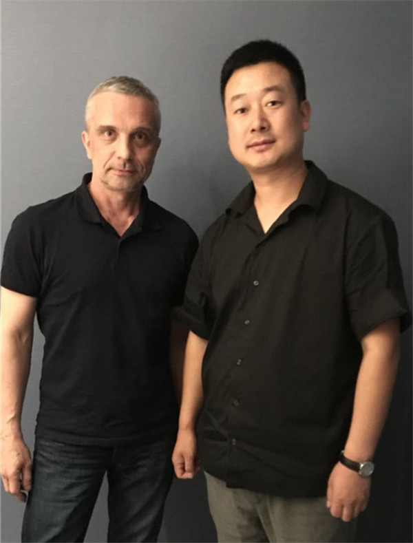 冯丽鹏于俄罗斯列宾美术学院2018布洛欣研修班毕业