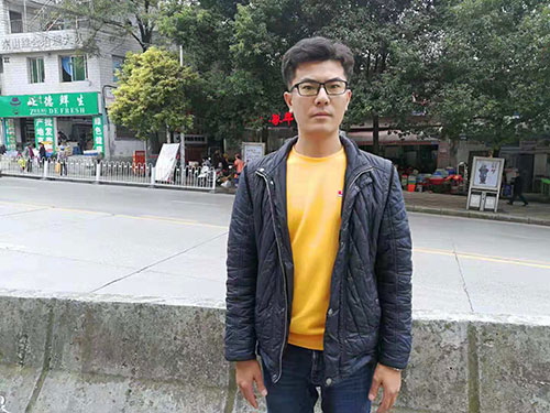 江西赣州崇义好人谢文淦和重庆铜梁的哥刘永洪的十年兄弟情