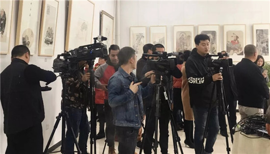 因爱相聚“大愿善行·问墨立心”禅韵雅集暨大型公益联展在芳艺文化举行