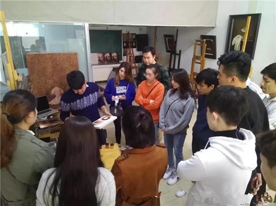 点击查看原始图片 2018年冬季古典油画材料技法研修班