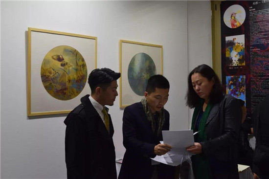 意大利都灵PARATISSIMA中国主题展祁璐“光感—《觉(jue)》之二”祁璐荣获最具影响力