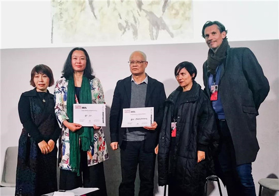 意大利都灵PARATISSIMA中国主题展祁璐“光感—《觉(jue)》之二”祁璐荣获最具影响力