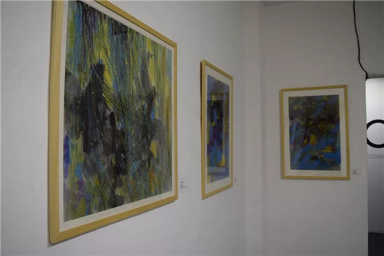 意大利都灵PARATISSIMA中国主题展祁璐“光感—《觉(jue)》之二”祁璐荣获最具影响力