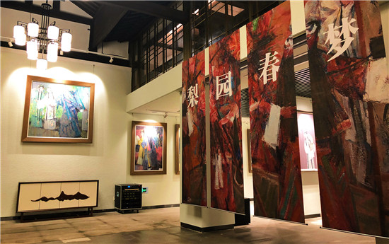 “梨园春梦·张继东戏曲油画展”于敬一书院开幕