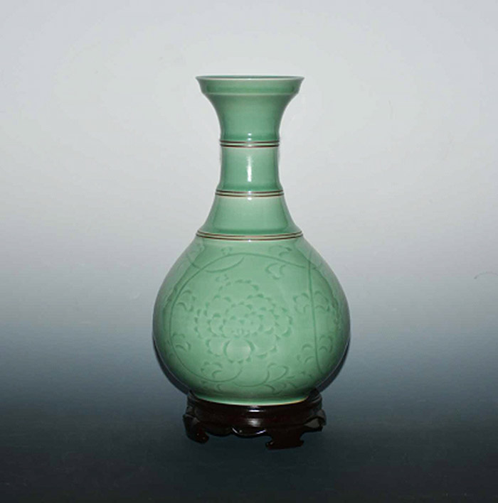 纪念周恩来诞辰120周年美术作品巡展在重庆美术馆开展