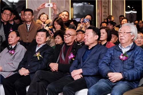 改革开放四十周年—王涛《大红袍》画集首发暨作品展学术研讨会在合肥举行