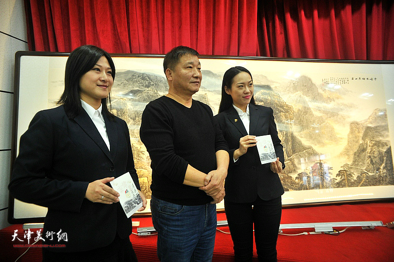 画家皮志刚《千峰万仞燕山图》主题卡首发 献礼京津冀互联互通一周年
