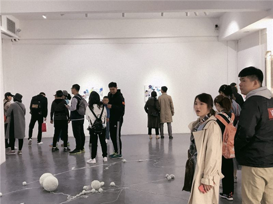 丝线·赵羽彤个展在凤凰含章艺术中心举行