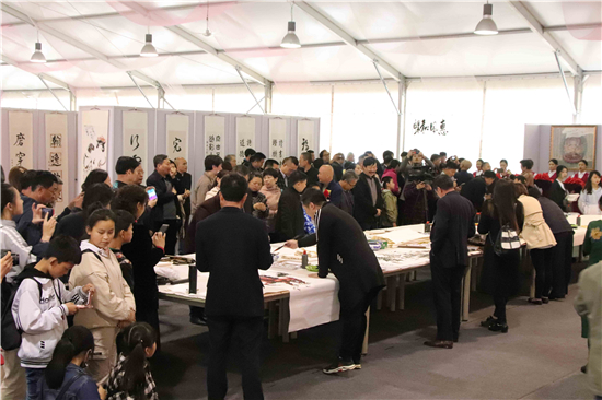 第十六回“中日友好古墨书道”书画交流展在京隆重开幕