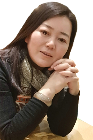 画家王莉——从传统走来,用笔墨抒写大爱。